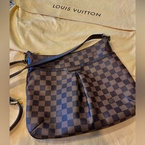 Louis Vuitton Damier Bloomsbury